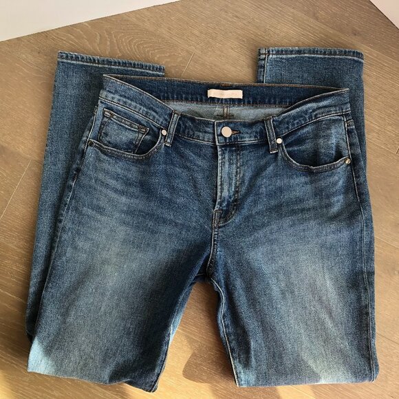 BCBGMAXAZRIA Tomboy 5 Pocket Distressed Med Wash Straight Leg Jeans Blue Sz 29 - Picture 5 of 8